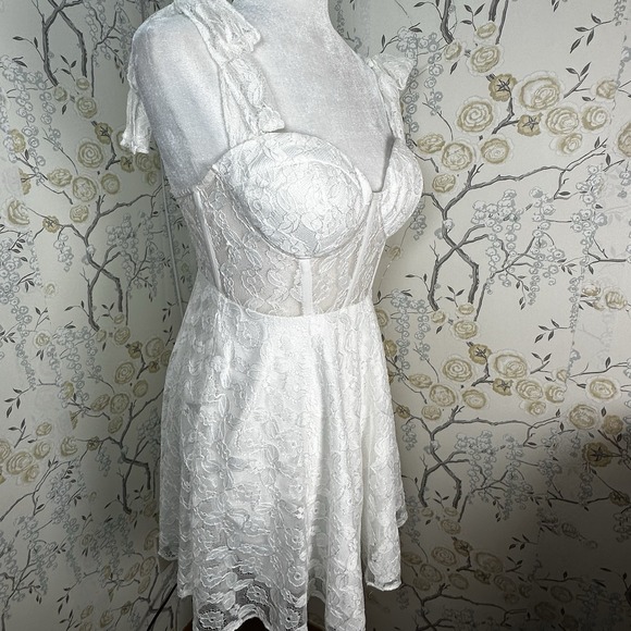 NWT One And Only Collective Cocktail Dress Sz M Lace Corset Top‎ Tie Up Straps - Picture 5 of 10